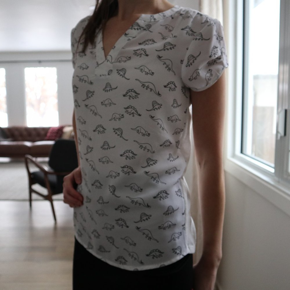 Twik XS White Dinosaur Shirt
